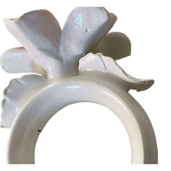 Burgundy Cloth Napkins and Ceramic Floral Napkin Rings - Picture 3 of 3